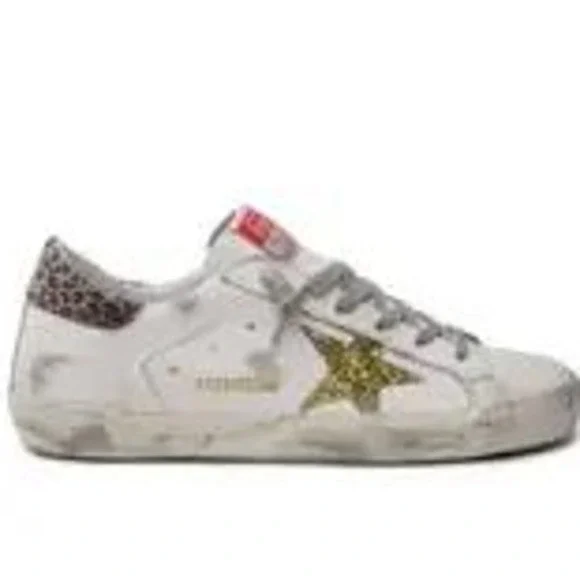 Golden Goose Superstar Low Top Sneaker (Women) in White - Picture 1 of 2
